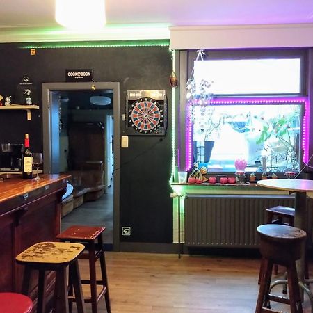 Vakantiewoning In Mol Centrum Met Eigen Bar "Casacuriosa" Ngoại thất bức ảnh
