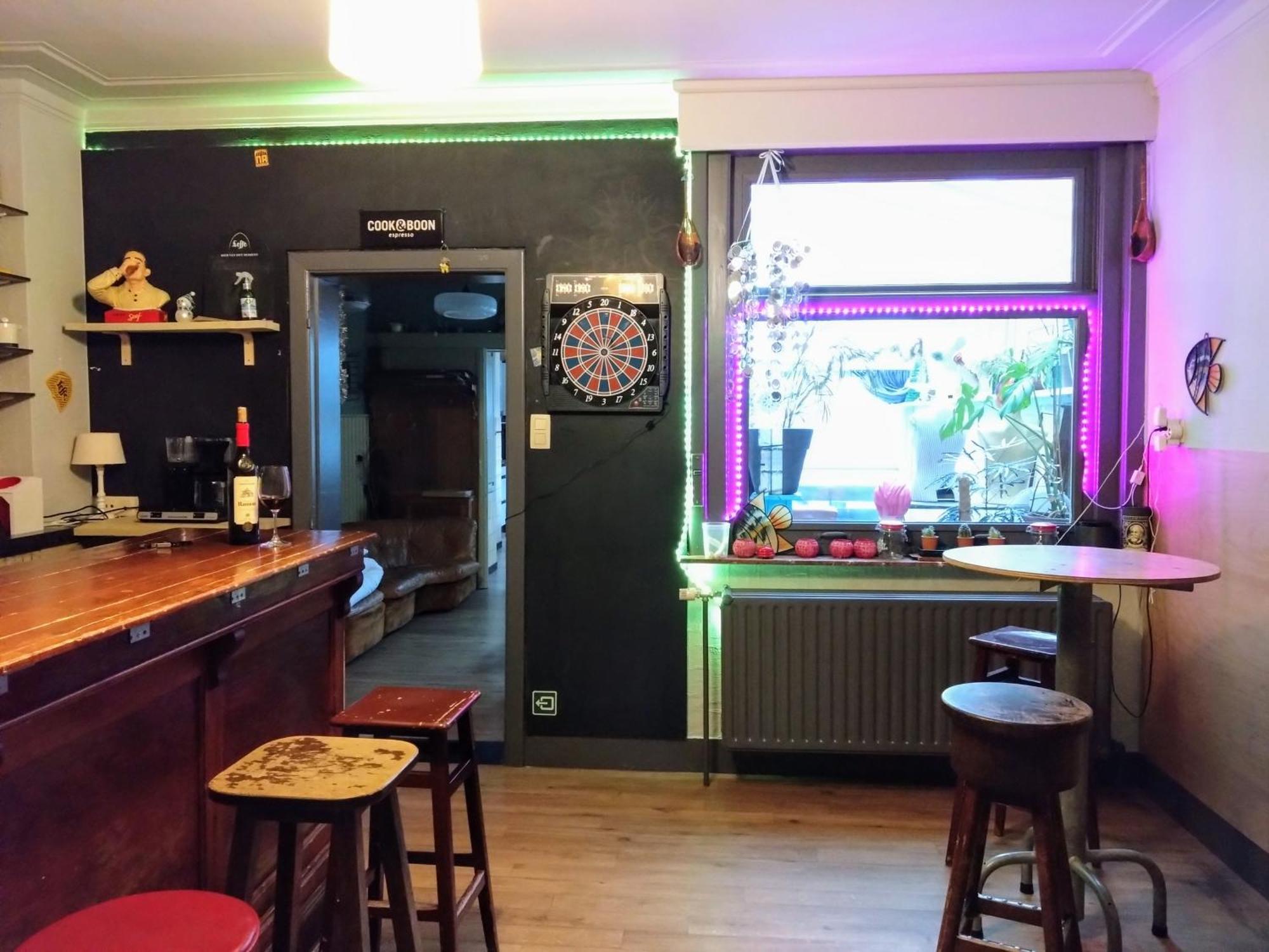 Vakantiewoning In Mol Centrum Met Eigen Bar "Casacuriosa" Ngoại thất bức ảnh